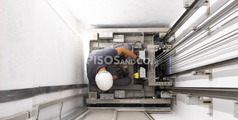 Entra en vigor la nueva ley de ascensores que impone a la comunidad de vecinos reformas de hasta 40.000 €uros.