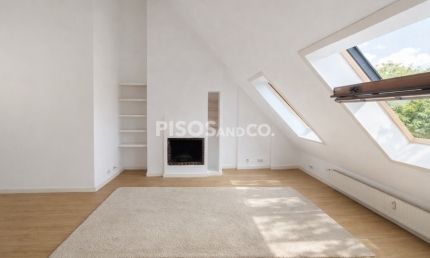 Calle Darwin - Oleiros (A Coruña)