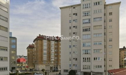 Plaza Laxes de Orro - Elviña - Barrio de las Flores, A Coruña